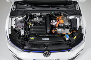VW Golf 8 GTE Plug-in-Hybrid Topmodell Neuheit Kompaktklasse Hot Hatch Genfer Autosalon 2020