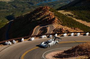 VW I.D. R Pikes-Peak Race to the Clouds Rekord