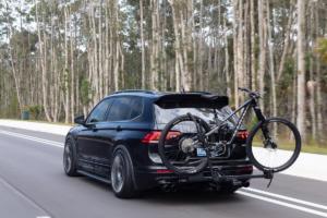 VW Tiguan SE R-Line Black RiNo Concept Tuning Karosserie-Anbauteile Verbreiterung Felgen Räder Rotiform Tieferlegung Bremsanlage Abgasanlage Fahrradträger Mountainbike Volkswagen of America Enthusiast Fleet
