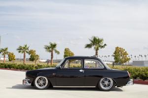 VW-Typ-3-Stufenheck-USA-Tuning-Tieferlegung-Typ-1-Motor-Fuchs-Felgen-Innenraum-Veredelung-Oldtimer-Klassiker-Lufti