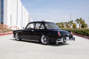 VW-Typ-3-Stufenheck-USA-Tuning-Tieferlegung-Typ-1-Motor-Fuchs-Felgen-Innenraum-Veredelung-Oldtimer-Klassiker-Lufti