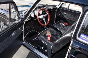 VW-Typ-3-Stufenheck-USA-Tuning-Tieferlegung-Typ-1-Motor-Fuchs-Felgen-Innenraum-Veredelung-Oldtimer-Klassiker-Lufti