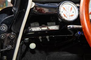 VW-Typ-3-Stufenheck-USA-Tuning-Tieferlegung-Typ-1-Motor-Fuchs-Felgen-Innenraum-Veredelung-Oldtimer-Klassiker-Lufti