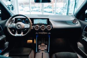 Väth Automobiltechnik Mercedes-AMG GLA 45 S Tuning Felgen Leistungssteigerung Tieferlegung Bremsen-Upgrade Kompakt-SUV Topmodell