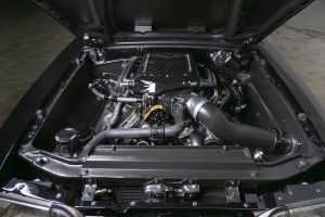 Velocity Ford Mustang LX Foxbody Tuning Restomod Coyote V8 Zehnstufen-Automatik Chassis Fahrwerk Felgen Bremsanlage Innenraum USA SEMA Show