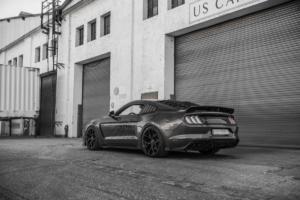 Ford Mustang GT von Velocity