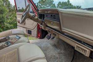 Vigilante Jeep Grand Wagoneer SUV Geländewagen Luxusklasse Restomod Tuning Fahrwerk Hellcat-HEMI-V8 Leichtmetallfelgen Bremsen Innenraum-Veredelung