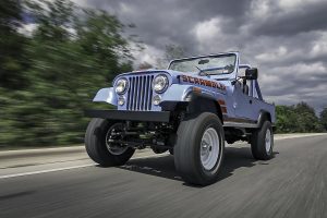 Vigilante Jeep Scrambler Restomod Verlängerung Aluminium-Karosserie Felgen Innenraum-Upgrade Chassis Fahrwerk Bremsen Motor V8 HEMI US-Car Geländewagen Offroader