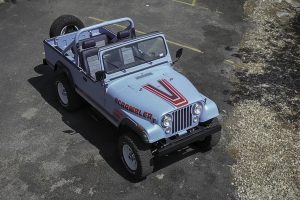 Vigilante Jeep Scrambler Restomod Verlängerung Aluminium-Karosserie Felgen Innenraum-Upgrade Chassis Fahrwerk Bremsen Motor V8 HEMI US-Car Geländewagen Offroader