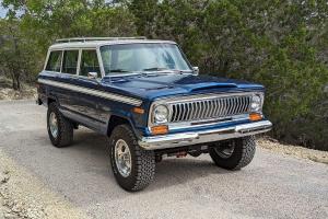 Vigilante Restomod 1977 Jeep Cherokee S Klassiker Oldtimer Geländewagen Offroader US-Car
