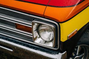 Dodge B100 Tradesman von Legacy Classic Trucks