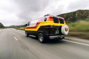 Dodge B100 Tradesman von Legacy Classic Trucks