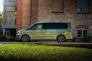 Volkswagen Abt Multivan Sondermodell Tuning Individualisierung Aero-Karosseriekit Felgen Tieferlegung Neuheit Kooperation Abt Sportsline