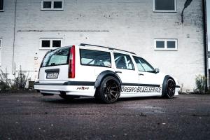Volvo 850 Kombi Tuning Schweden LS5-V8 Corvette Fahrwerk Bremsanlage Felgen Karosserie-Verbreiterung Interieur-Veredelung