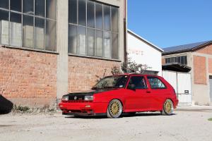 Werk 84 VW Rallye Golf Tuning Carbon Karosserieteile Motor-Aufladung Leistungssteigerung Gewindefahrwerk Bremsanlage Innenraum-Veredelung