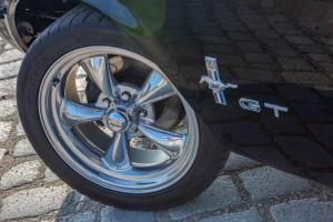 Ford Mustang Velocity