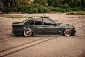 Classic Mercedes-Benz W201 190 E 3.0