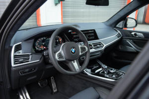BMW X7 G07 DCL