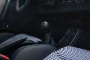 dp motorsport Ruby Porsche 911 Carrera 2 964 Classic Umbau Bodykit Fahrwerk Motor Optimierung Innenraum