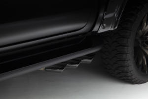 Toyota Hilux Black Bison Edition von Wald International