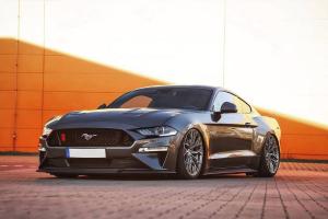 Ford Mustang auf Concaver Wheels