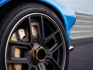 Cyan Racing Volvo P1800 Cyan Sportwagen Restomod Coupé Neuheit